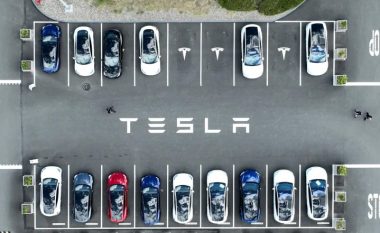 Musk thotë se Tesla do të fillojë prodhimin e 