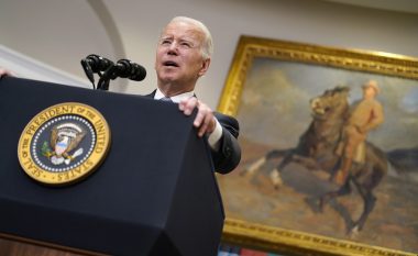 Biden thotë se është “e diskutueshme” nëse Rusia kontrollon Mariupolin