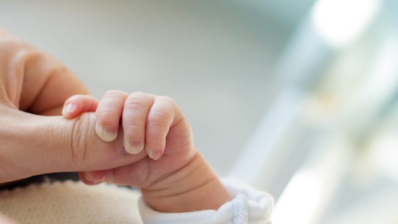 Maqedoni, foshnjat e porsalindura do të regjistrohen në mënyrë elektronike