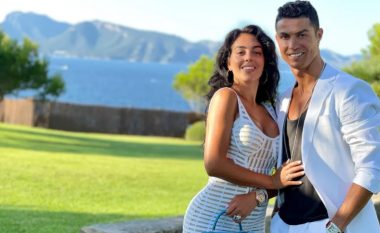 ‘Familja është gjithçka’ – Ronaldo publikon fotografi me Georginan dhe fëmijët