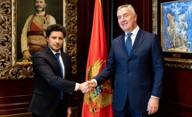 Gjukanoviq mbështet qeverinë e pakicës, Abazoviq pritet të bëhet kryeministër i Malit të Zi
