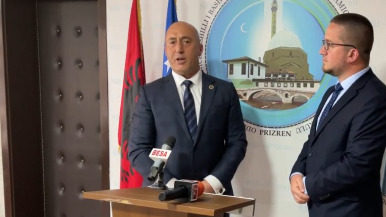 Për debatin rreth ndalimit të shamisë në shkollën e Gjakovës, Haradinaj: Mos të biem në gracka të panevojshme