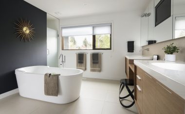Pesë mënyra elegante për të rinovuar një banjë të modeluar sipas hoteleve dhe restoranteve më të mira