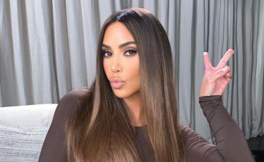 Qysh me i bo flokët voluminoze si Kim Kardashian?