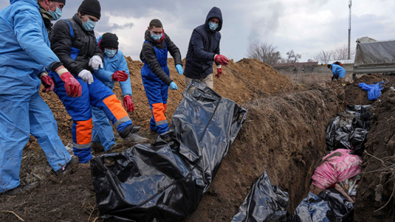 Rrëfimi i pejanit që varrosi shumë ukrainas të vrarë