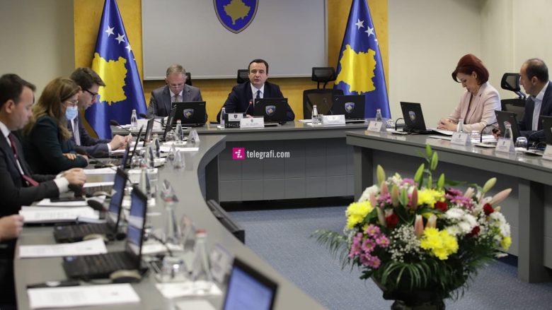 Qeveria vendos për lehtësimin e masave anti-COVID në Kosovë
