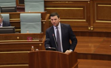 Krasniqi: Kosova nuk ka politikë të jashtme, ministrja Gërvalla është jokompetente dhe papërvojë