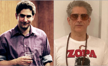 Me flokë ngjyrë hiri dhe syze – ylli i “The Sopranos”, Christopher Moltisanti duket i panjohur