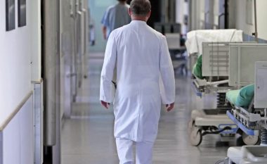 Vazhdohen shtesat e personelit shëndetësor, ndahen 60 euro për muajin janar