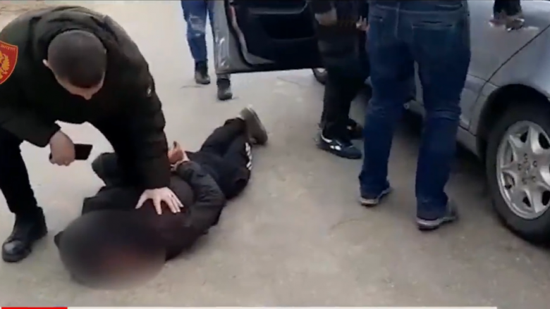Goditet grupi kriminal në Korçë, shkon në 16 numri i të arrestuarve