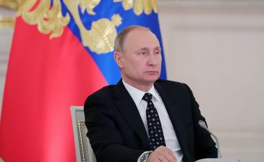 Putin e pranon se sanksionet po i shkaktojnë probleme Rusisë