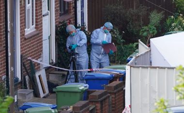 Katër persona u gjetën të vrarë me thikë në një shtëpi në juglindje të Londrës – policia jep detajet
