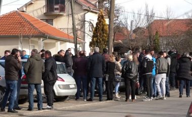 Edhe serbët nga Graçanica shkojnë në Serbi për të votuar