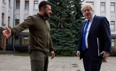 Nga ndihma ushtarake dhe huatë multimilionëshe - përfundon vizita befasuese e Johnsonit në Kiev