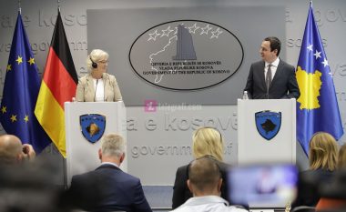 Kurti pas takimit me ministren gjermane: S’mund të ecim para në dialog, pa u distancuar Vuçiqi nga Millosheviqi e Putini