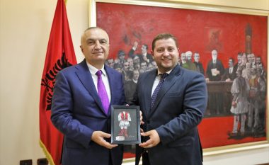 Meta takon zëvendës ministrin shqiptar të Maqedonisë: Të bëjmë çdo përpjekje për të ndaluar shpopullimin e trevave shqiptare