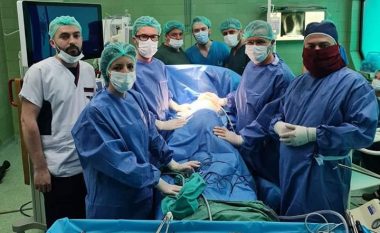 Në Spitalin e Tetovës është bërë operacioni i parë në Maqedoni për hiperhidrozën