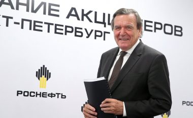 Ish-kancelari gjerman dorëzohet para presionit të publikut, Schroder do të largohet nga bordi i kompanisë ruse Rosneft