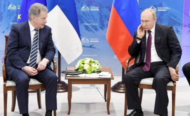 Presidenti i Finlandës thotë se mbeti i befasuar me reagimin e Putinit, ndërsa e informoi për anëtarësimin e vendit të tij në NATO