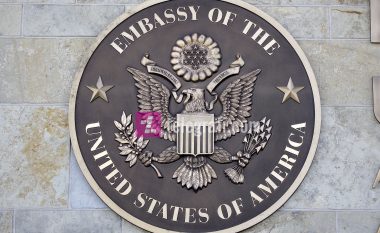 Ambasada amerikane përgëzon Kosovën për zgjerimin e sanksioneve kundër Rusisë