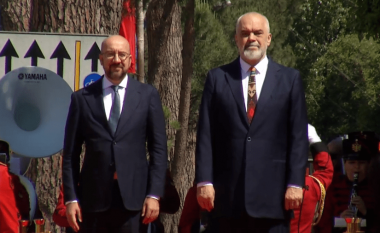 Rama pret Presidentin e Këshillit Evropian në Tiranë, pamjet e ceremonisë zyrtare