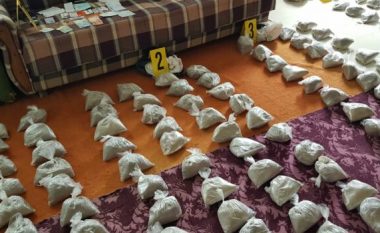 Detaje nga aksioni “Gropa” në Ferizaj ku u konfiskuan mbi 70 kilogramë heroinë – 15 të arrestuar në mesin e tyre 6 shtetas të Turqisë