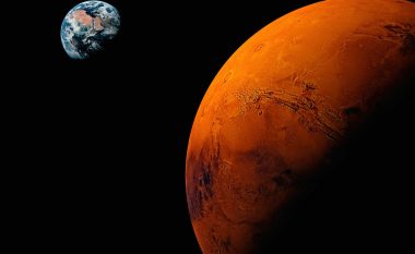 Presidentja e SpaceX parashikon se njerëzit do të shkelin Marsin në fund të dekadës