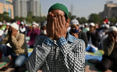 Në demokracinë më të madhe në botë, “dukja myslimane” mund t’ju kushtojë me jetë
