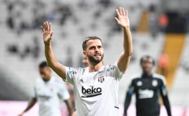 Pjanic mund të kthehet në Serie A, Napoli interesohet për boshnjakun
