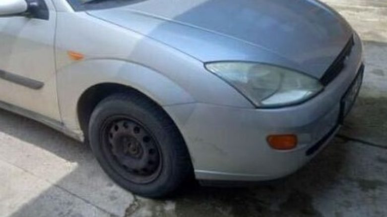 Një shpallje e veçantë për shitjen e një veture në Bosnjë: Nëse ka ndonjë budalla, le ta blejë!