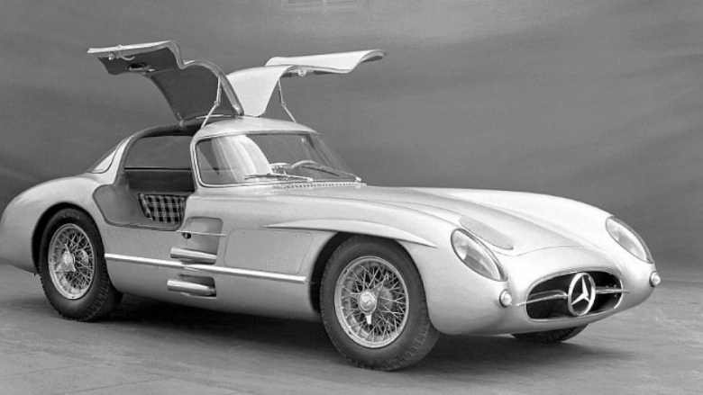 Mercedesi i rrallë i vitit 1955, shitet për shifër rekord në një ankand