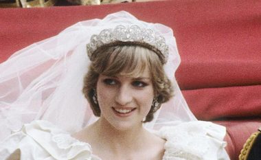 Kurora e dasmës së Princeshës Diana më në fund do të jetë pjesë e një ekspozite