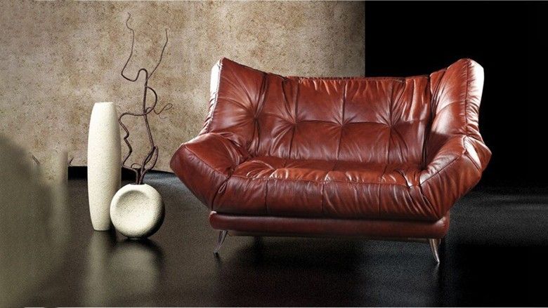 For a lasting shine How to store leather furniture properly, step by