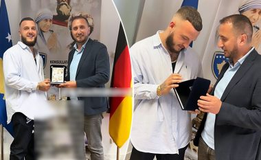 Mozzik nderohet me mirënjohje nga Konsullata e Përgjithshme e Kosovës në Dyseldorf të Gjermanisë