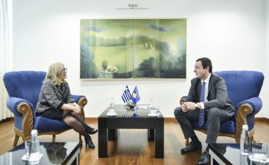 Kurti takon shefen e Zyrës Ndërlidhëse greke, i kërkon njohjen e Kosovës nga Greqia
