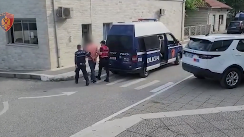 Kapet me katër emigrantë të paligjshëm në rrugën Tepelenë-Memaliaj, arrestohet 36-vjeçari