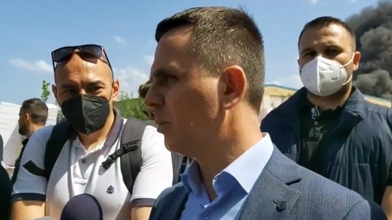 Bilall Kasami: Zjarri është lokalizuar, punojmë për shuarjen e plotë të tij