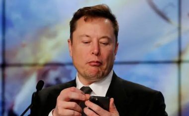 Musk thotë se ekipi ligjor i Twitter i tha atij se kishte bërë “shkelje të një marrëveshjeje për moszbulim”