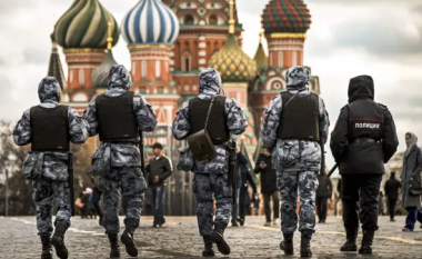 Refuzuan të luftojnë në Ukrainë, lirohen nga detyra mbi 100 ushtarë të ‘ushtrisë private’ të Vladimir Putinit