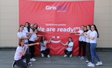 KEDS filloi programin ‘Vajzat në Teknologji – Girls TECH’