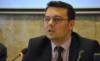 Irfan Lipovica shkarkohet nga pozita e sekretarit në Ministrinë e Industrisë