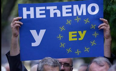 Veç 5.1 për qind e qytetarëve në Serbi mendojnë se duhet njohur Kosovën, në këmbim të anëtarësimit në BE