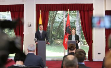 Ministrja e jashtme shqiptare pret homologun e Lituanisë: Vullnet reciprok për forcimin e bashkëpunimit