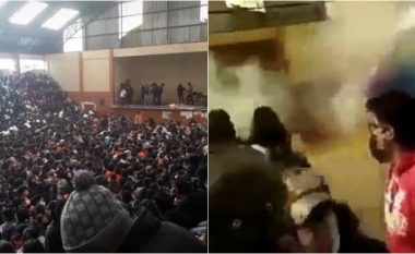Katër të vdekur nga rrëmuja në një sallë universiteti ku u hodh një granatë gazi lotsjellës, gjatë një asambleje të mbushur me njerëz në Bolivi