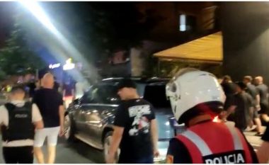 Dhunë në rrugët e Tiranës, tifozët holandezë përplasen me policinë shqiptare - ka të lënduar