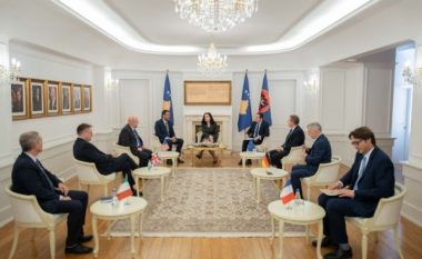 Krerët e shtetit takojnë ambasadorët e QUINT-it: Vettingu, parakusht për forcimin e sundimit të ligjit në Kosovë