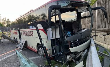 Ambasadori Pllana për aksidentin në Austri: I kemi vizituar të gjithë të lënduarit, janë në gjendje të mirë