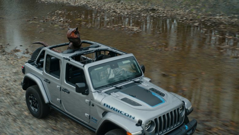 Jeep realizon reklamën Wranglerit me “dinosaur”