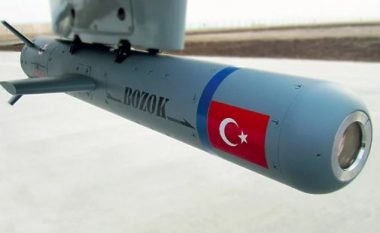 Turqia fillon prodhimin e gjeneratës së re të municionit laserik për fluturaket pa pilot