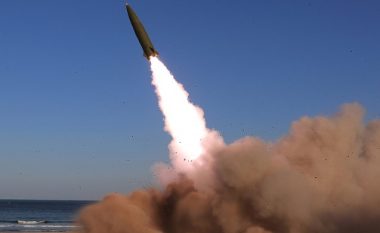 Zyrtari amerikan paralajmëron: Koreja e Veriut mund të kryej test të armëve bërthamore në çdo moment
